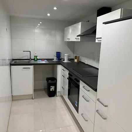 City Apartment Stadtwohnung Mit Kueche Und Netflix Nahe Bahnhof Sinsheim Exterior photo